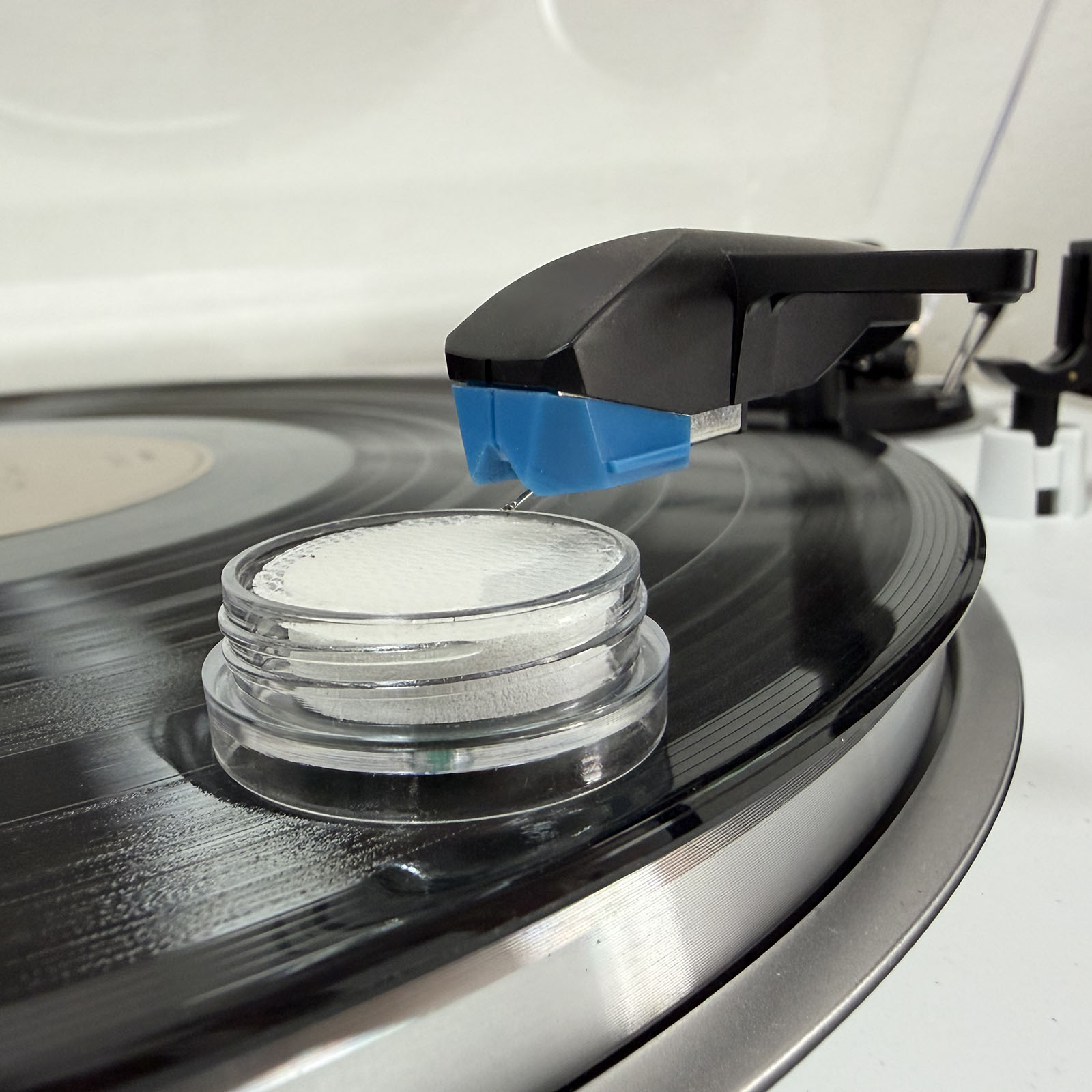 スタイラスクリーニング用接着剤。再利用可能で、ほこりの付着を - Vinyl Record Cleaner のレビューと価格